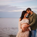 Un servizio maternità in mezzo a dei colori meravigliosi